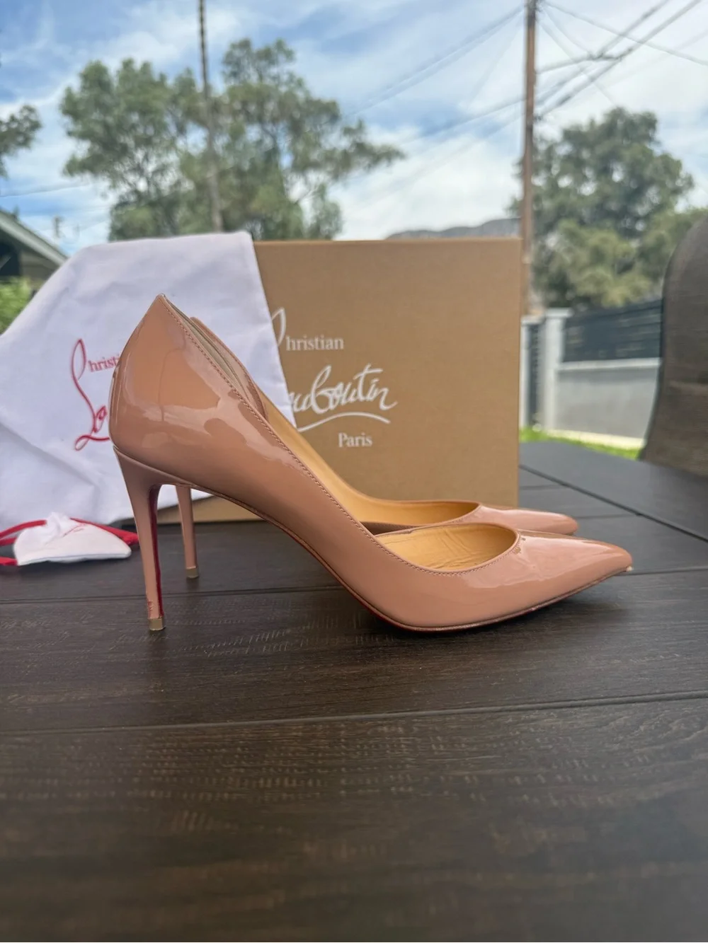 Christian Louboutin Iriza 85 Blush Nude Patent Pumps – Size 37.5
